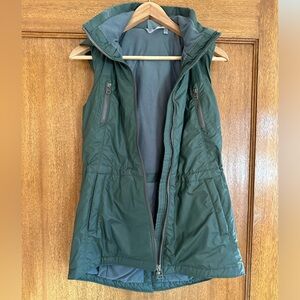 Athleta green vest with hood